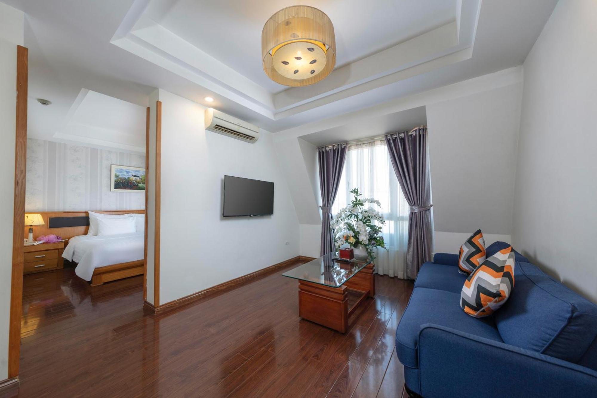 Khách sạn Sky Hà Nội
